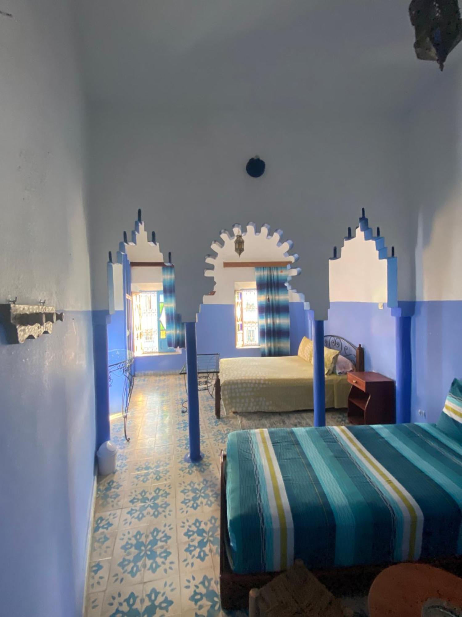 Hotel Ahrazem 셰프샤우엔 외부 사진