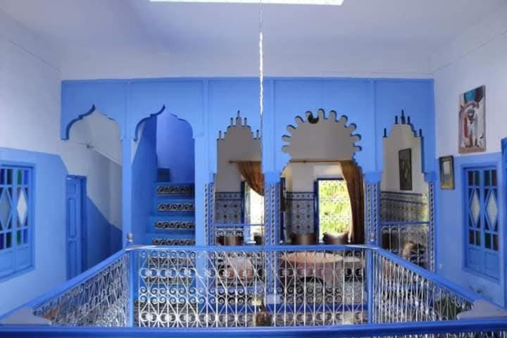 Hotel Ahrazem 셰프샤우엔 외부 사진